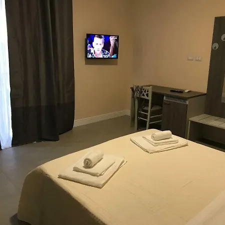 فندق مبيت وإفطار Borgo Palombaio كاتانيا
