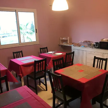 فندق مبيت وإفطار Borgo Palombaio كاتانيا